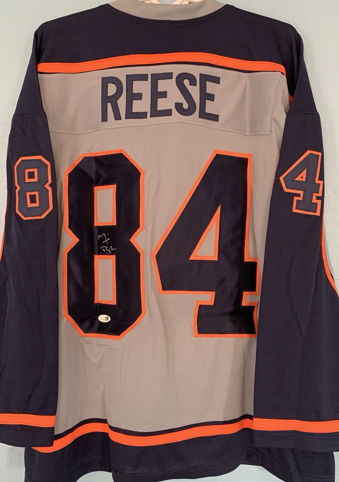 Michael Biehn — Michael Biehn Signed Autographed Kyle Reese Jersey The Terminator – JSA COA., image 3