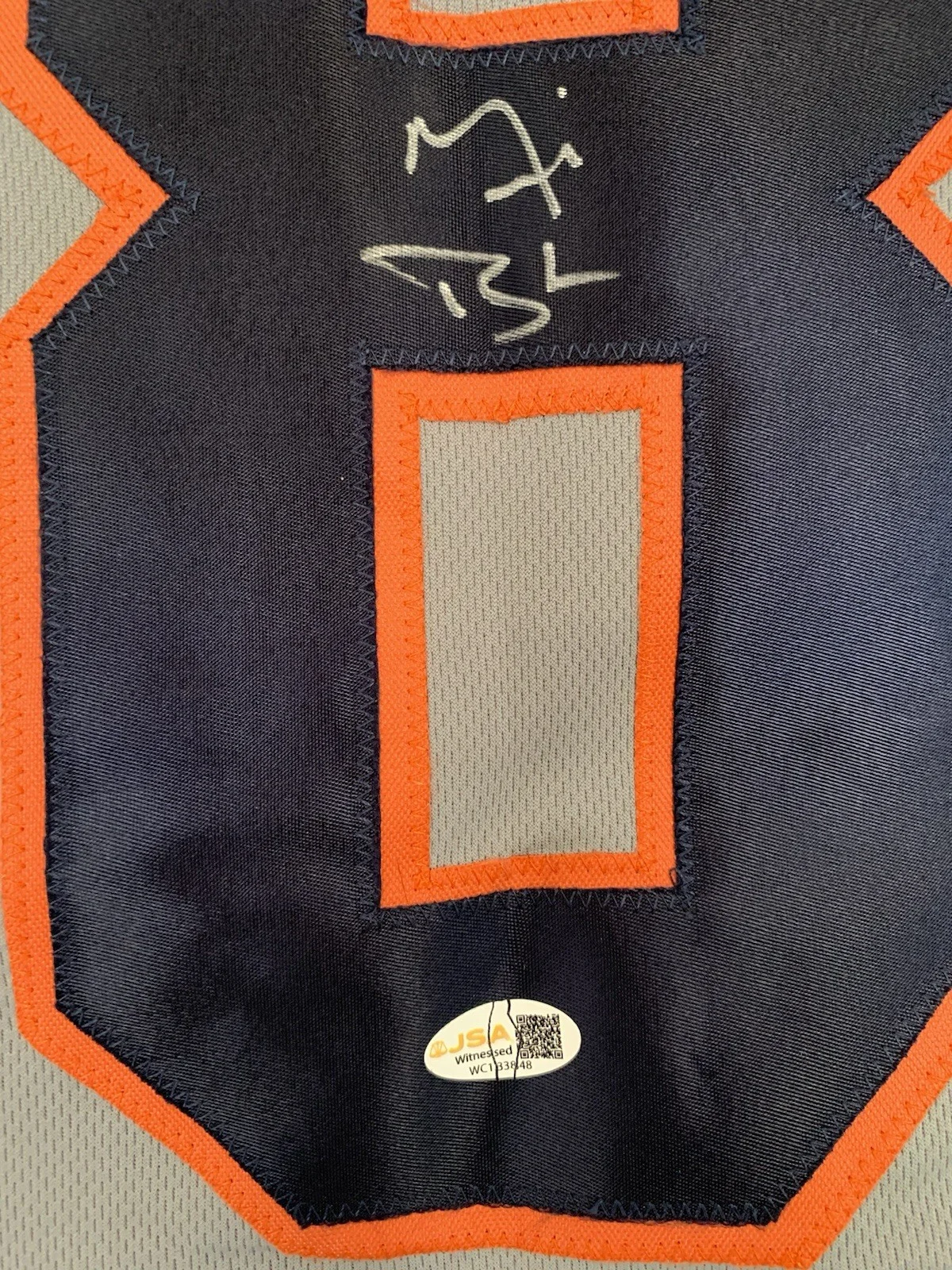 Michael Biehn — Michael Biehn Signed Autographed Kyle Reese Jersey The Terminator – JSA COA, image 5