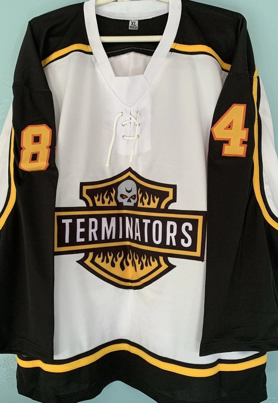 Michael Biehn — Michael Biehn Signed Autographed Kyle Reese Jersey The Terminator with PSA COA, image 2