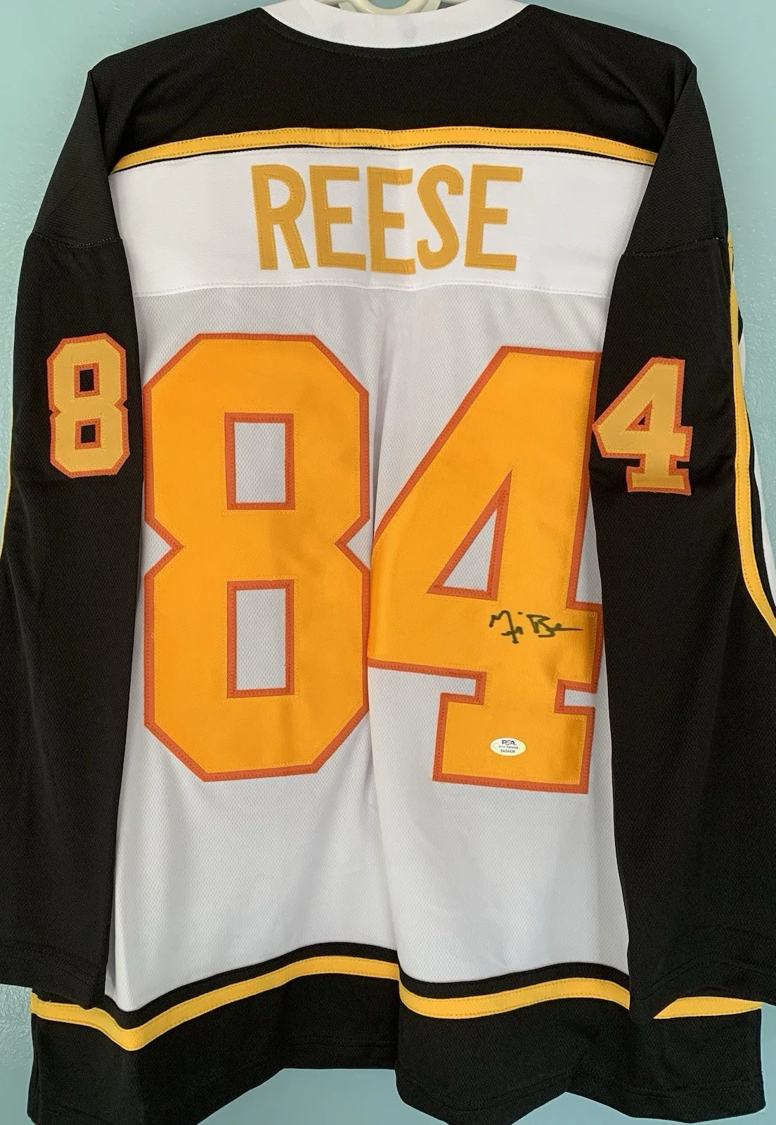 Michael Biehn — Michael Biehn Signed Autographed Kyle Reese Jersey The Terminator with PSA COA, image 3