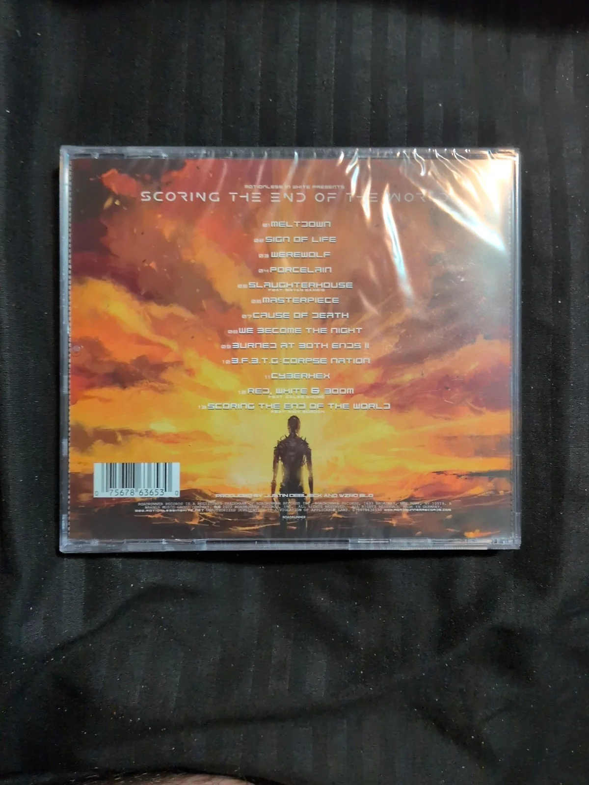 Motionless in White Scoring the End of the World CD Signed Booklet Autographed, image 3