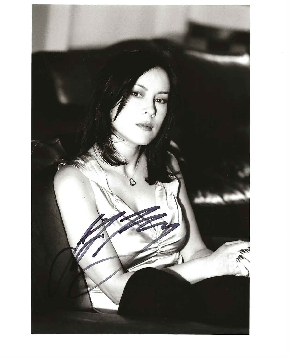 Jennifer Tilly — Jennifer Tilly Original Signed Photo Autograph w/ COA - Child's Play, Family Guy