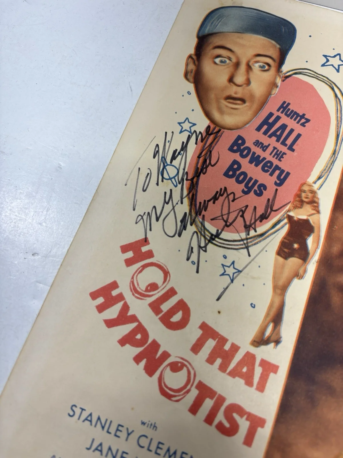 Vintage Autographed Huntz Hall Hold that Hyponotist movie poster nice for age, изображение 2