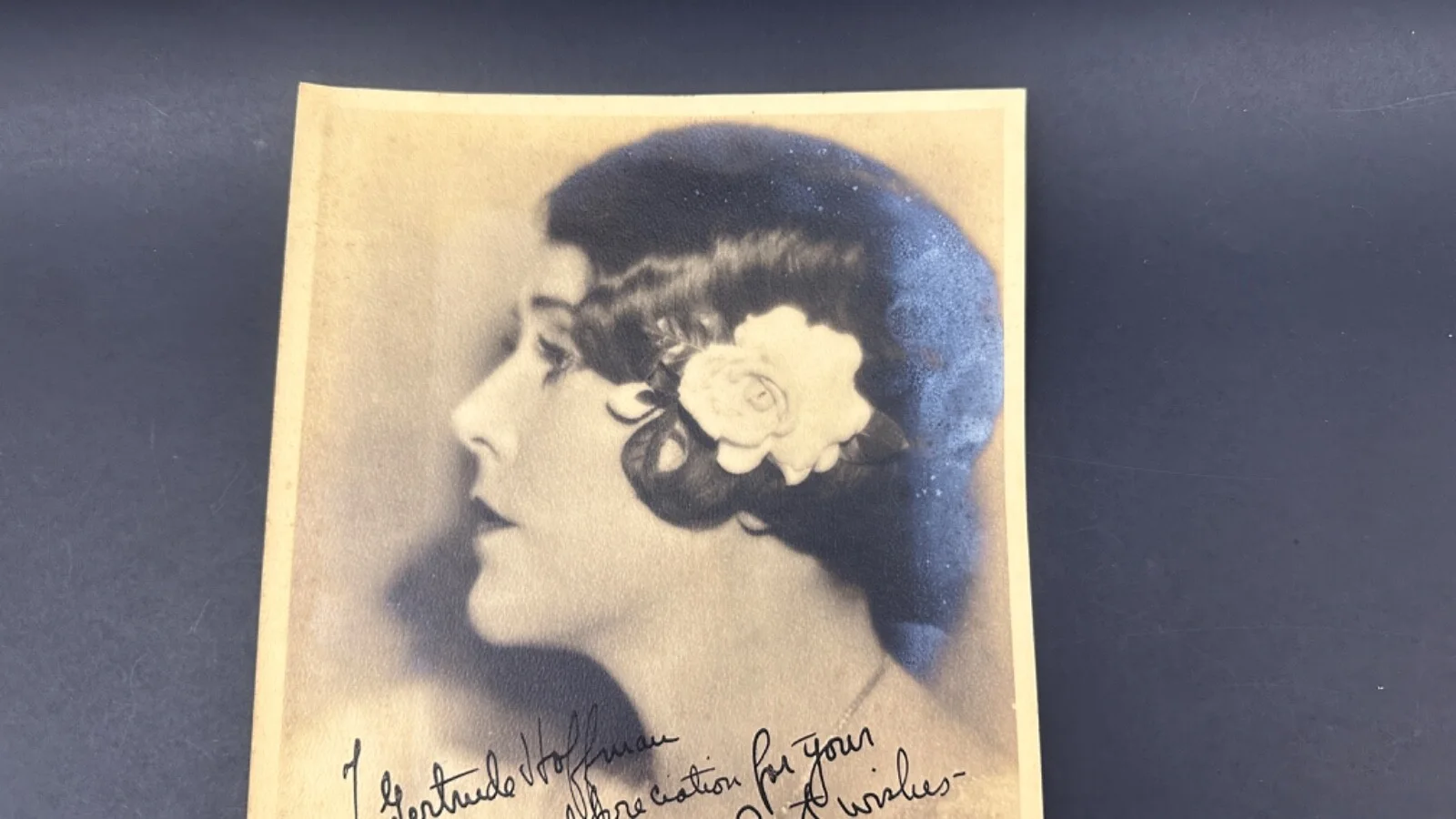 Ruth Roland Silent Film Star, Hand Autographed Black and White, изображение 3