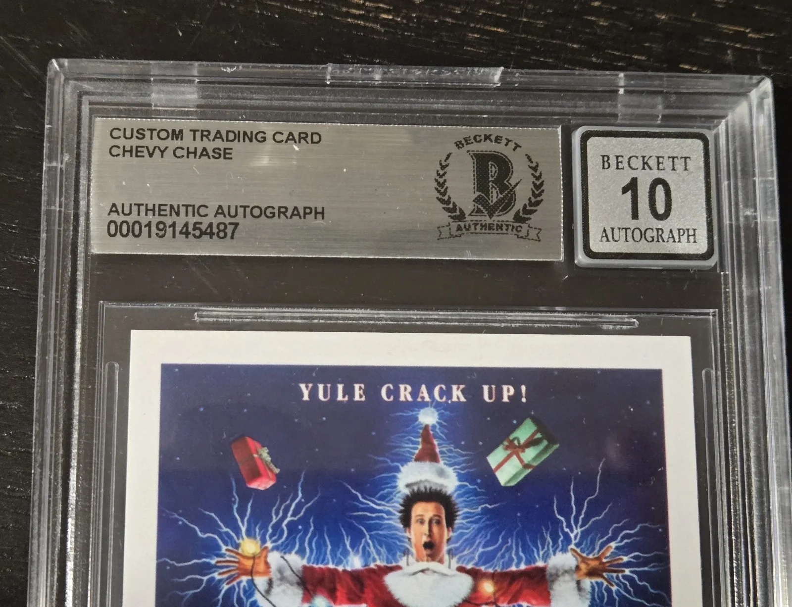 Chevy Chase — Chevy Chase Signed Christmas Vacation Custom Trading Card Beckett 10 Griswold, изображение 2