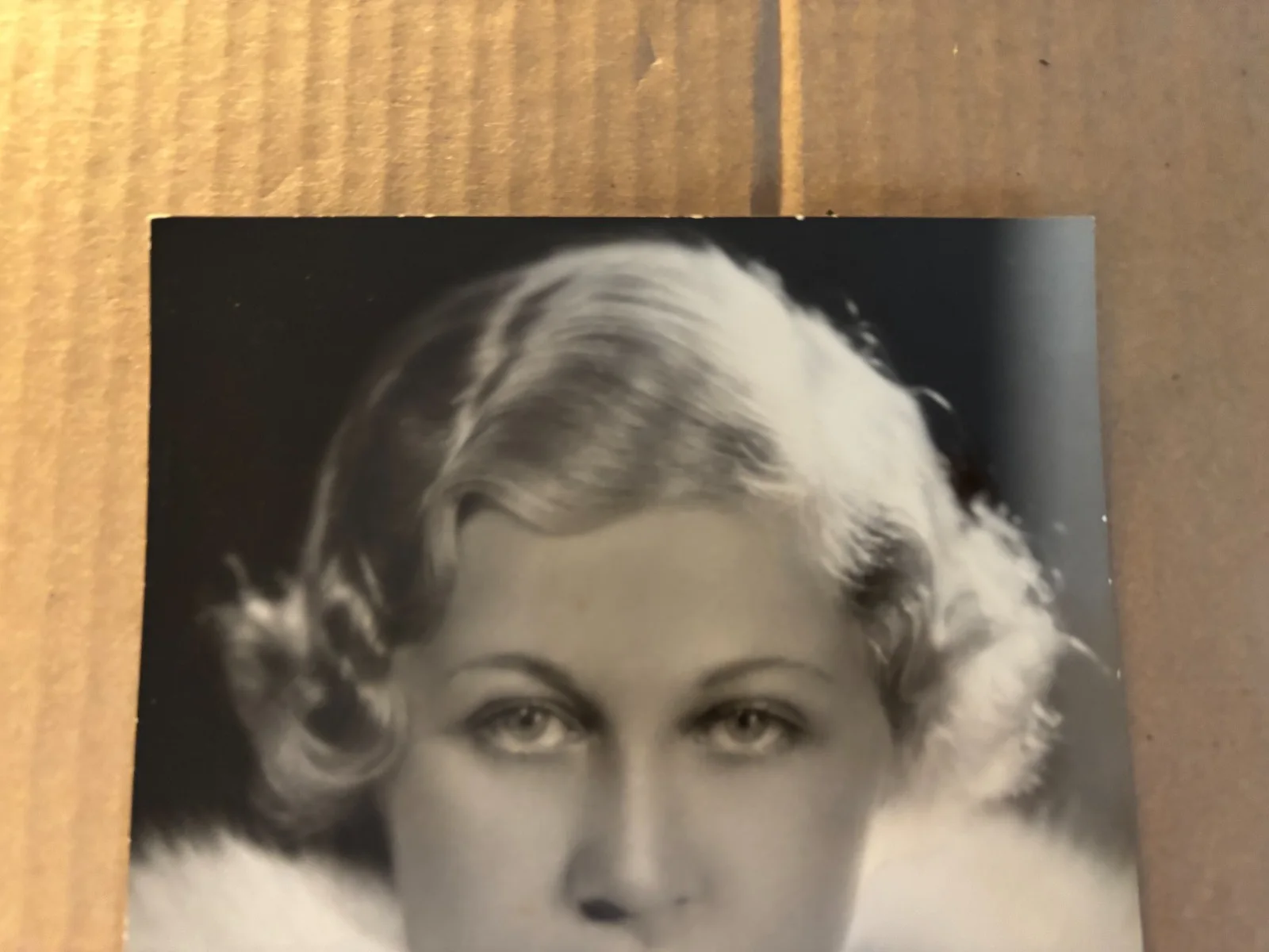Gertrude Short Very Rare Very Early Autographed Photo 20s Telephone Girl, изображение 2