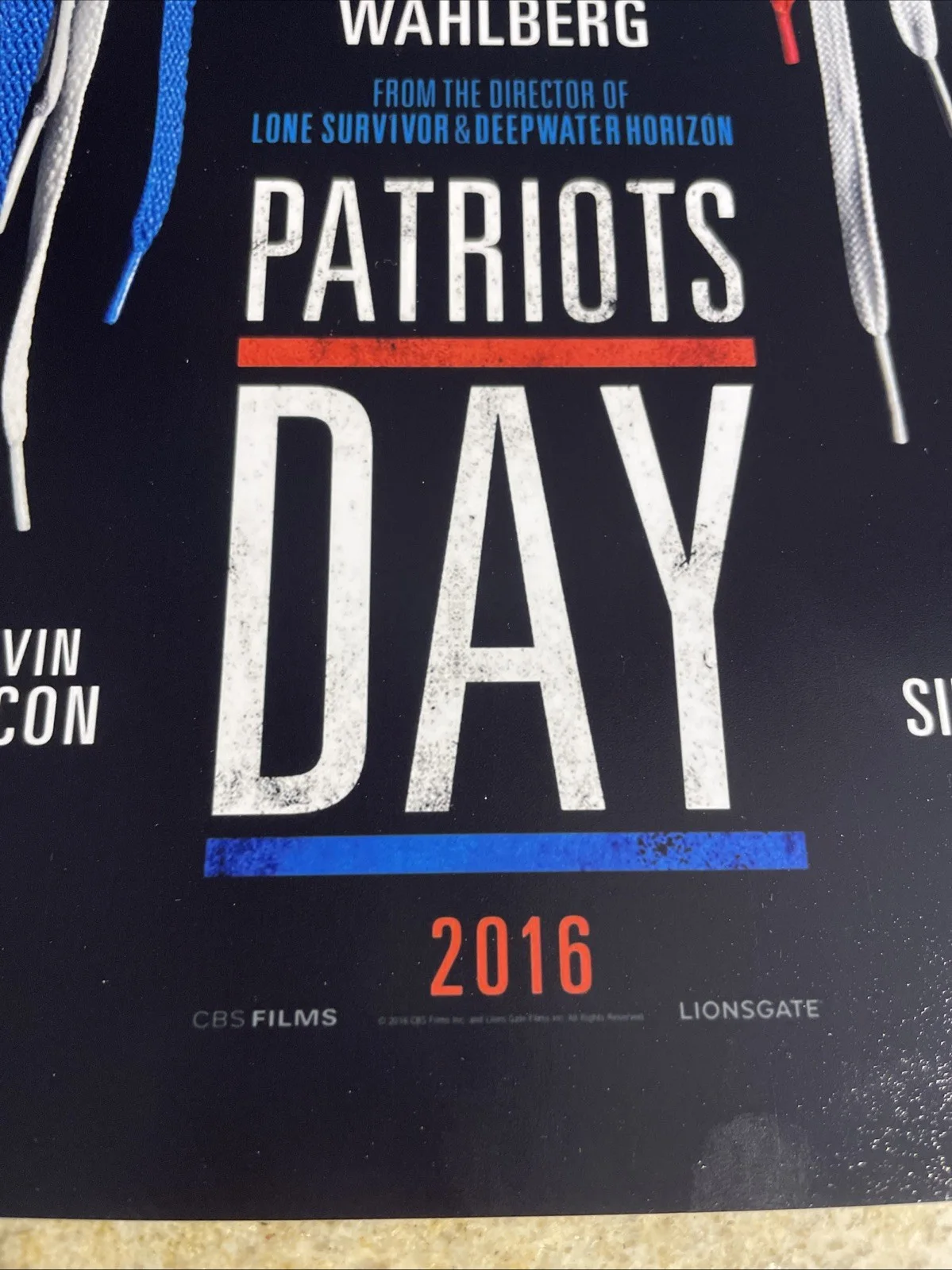 Mark Wahlberg — MARK WAHLBERG Signed/Autographed PATRIOTS DAY Movie Poster 12 x 18”, изображение 3