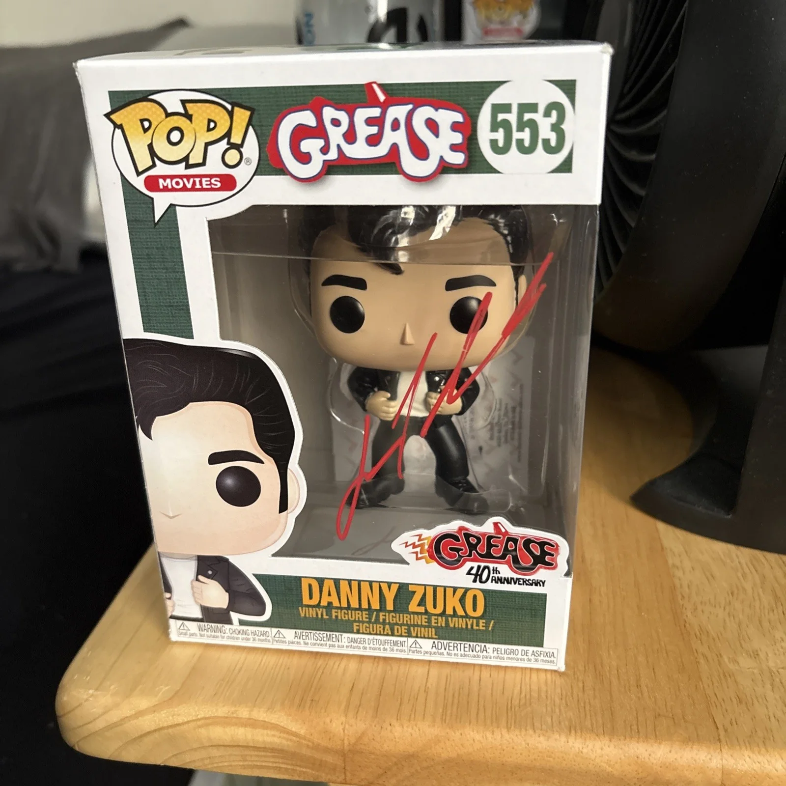 John Travolta — John Travolta Signed Funko Pop #553 Danny Zuko (Grease) - Beckett COA, изображение 2