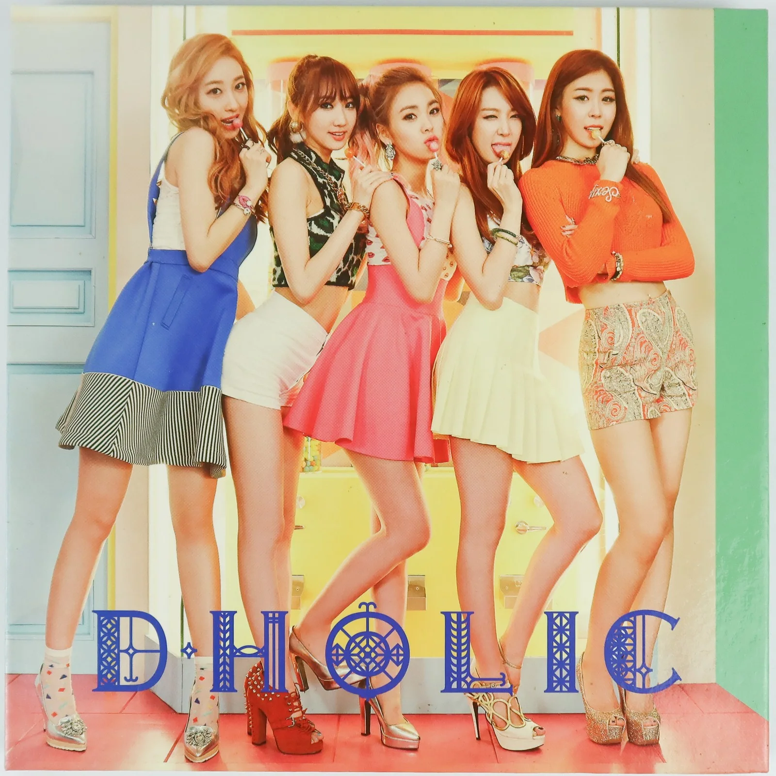 D.Holic - Chewy 1st Mini Album Signed Autographed CD Promo 2015 D-Holic 2, изображение 2