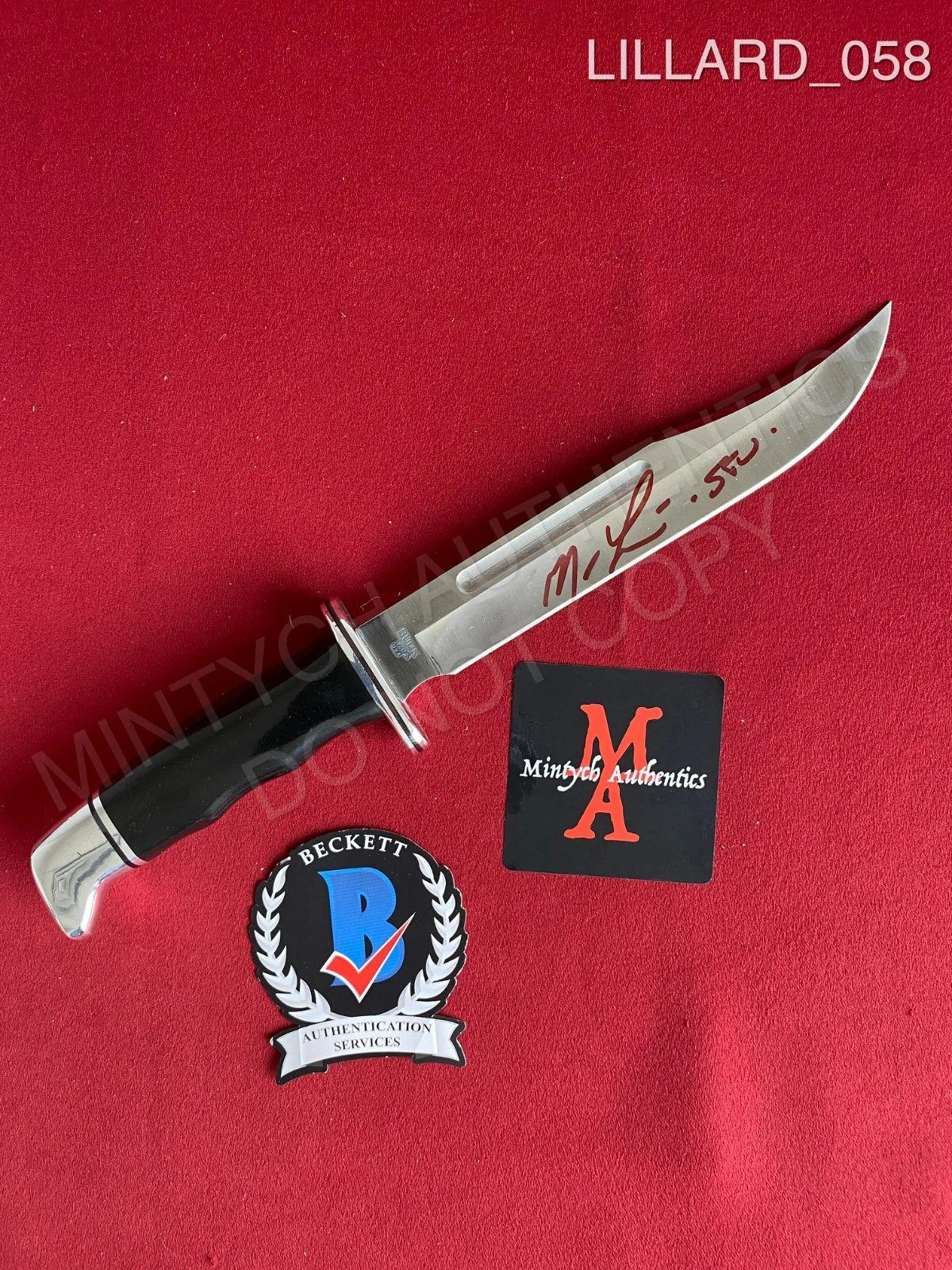 Matthew Lillard — Matthew Lillard autographed signed Buck 120 knife Scream Ghostface Beckett COA