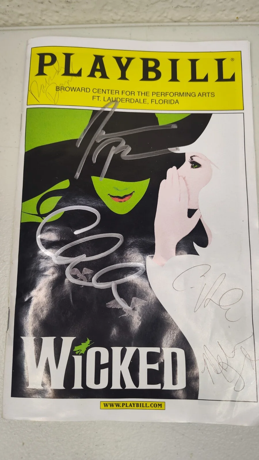 Wicked Cast Hand Signed Autographed Playbill +Tickets, image 5