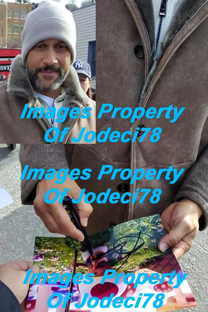 Keegan-Michael Key — Keegan-Michael Key Signed SUPER MARIO BROS TOAD 8x10 Photo EXACT Proof ACOA A, image 3
