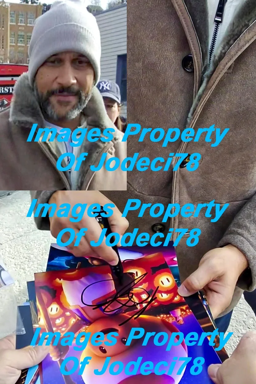 Keegan-Michael Key — Keegan-Michael Key Signed SUPER MARIO BROS TOAD 8x10 Photo EXACT Proof ACOA C, image 3