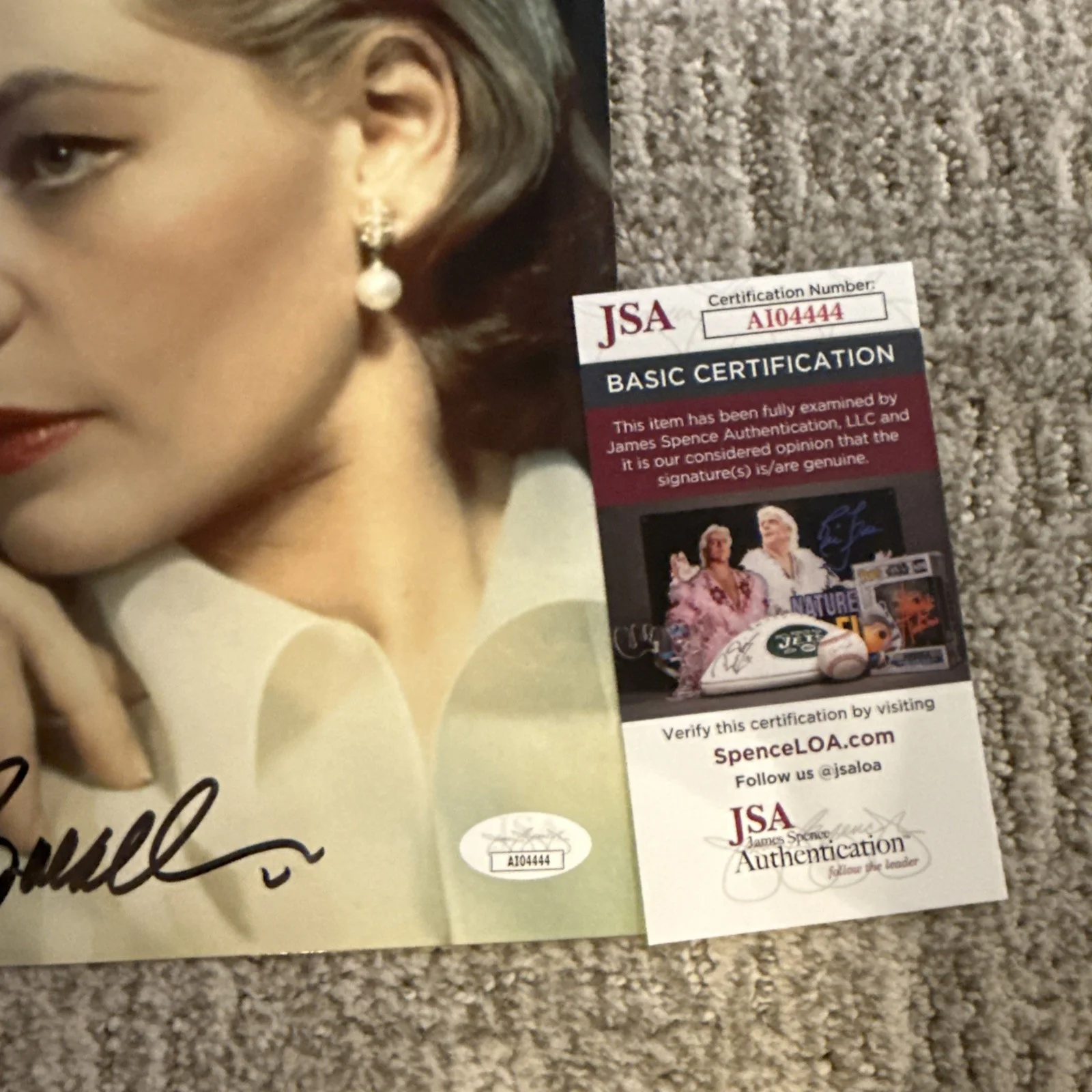 Stunning Lauren Bacall Stunning 8x10 Hand Signed Photo Autograph JSA, image 4