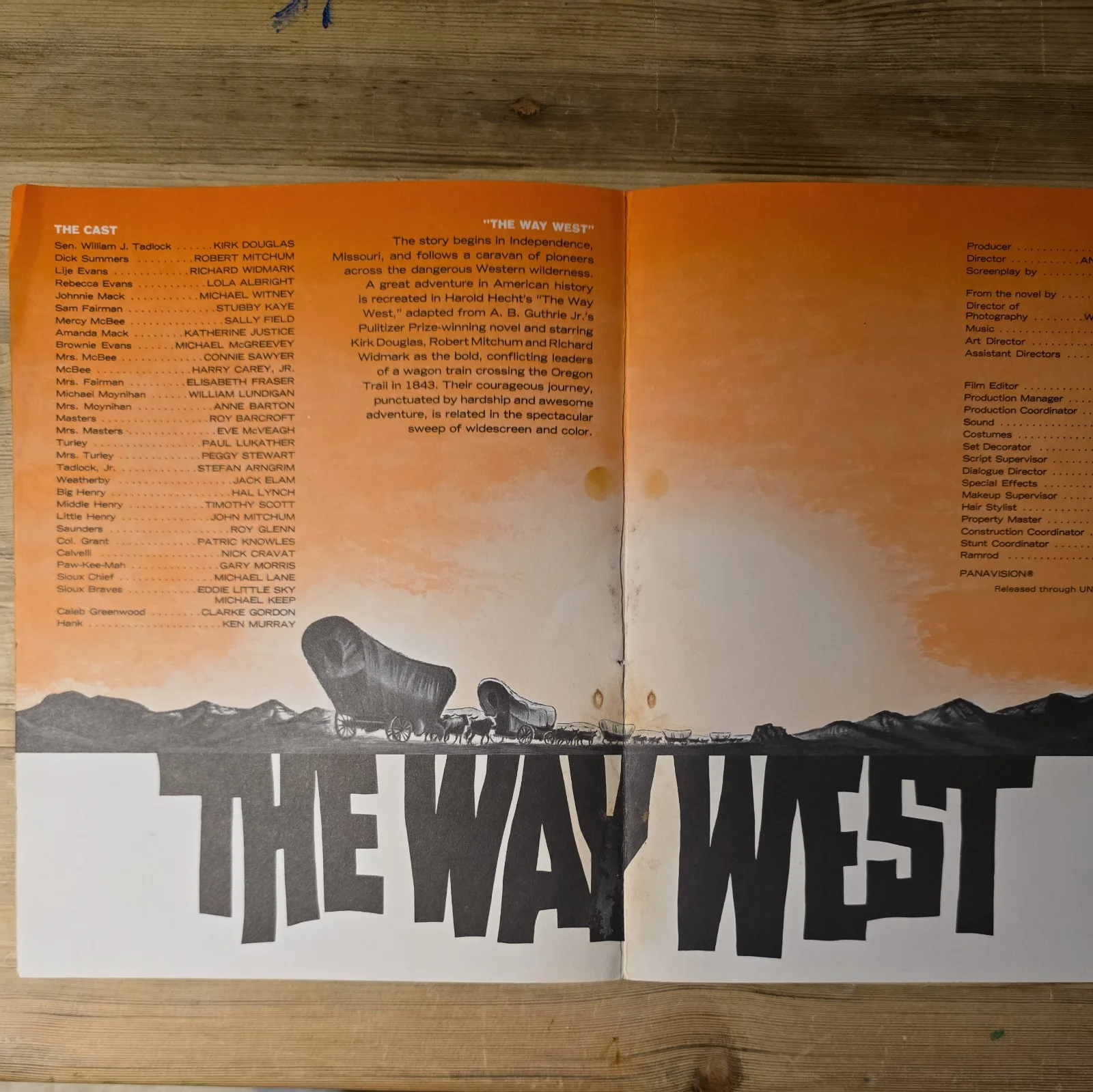 THE WAY WEST press book 1967 Kirk Douglas Robert Mitchum Lola Albright, image 2