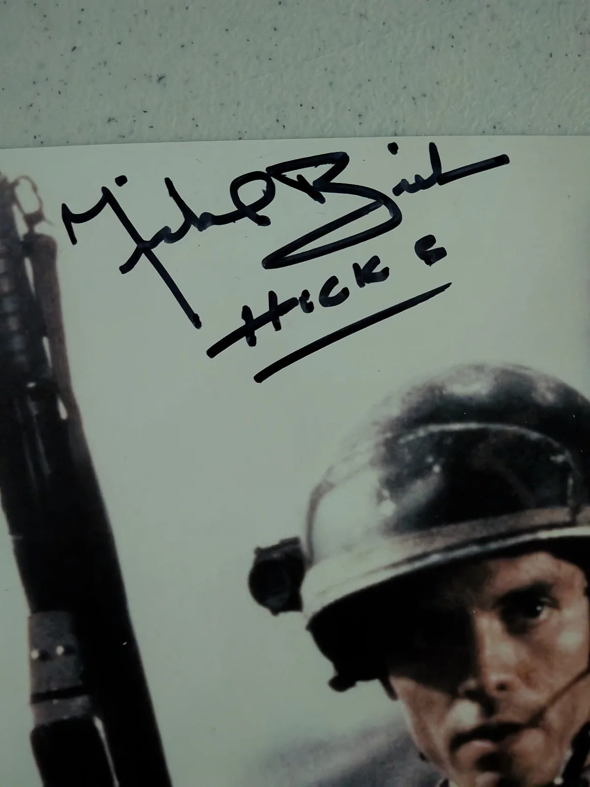 MICHAEL BIEHN Signed ALIENS 8x10 Photo Autograph Hicks Inscription JSA COA A, image 2