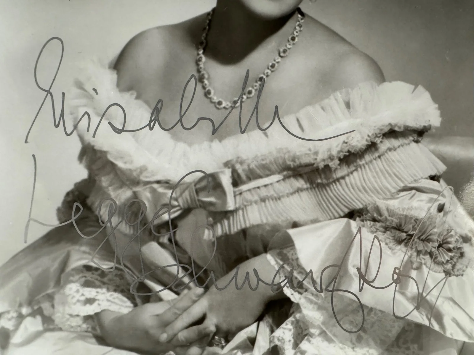 Elisabeth Schwarzkopf Signed 8x10 Photo with La Scala Autographs Invoice Provena, image 3