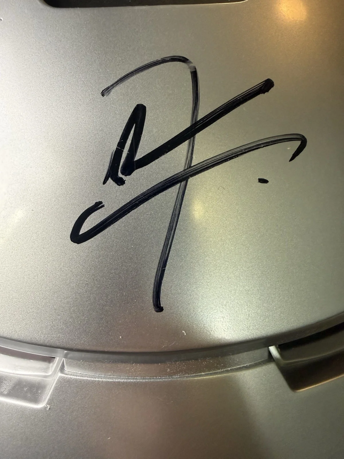 Don Cheadle — Don Cheadle Autograph Signed Legends Series Marvel War Machine Helmet PSA COA, image 2