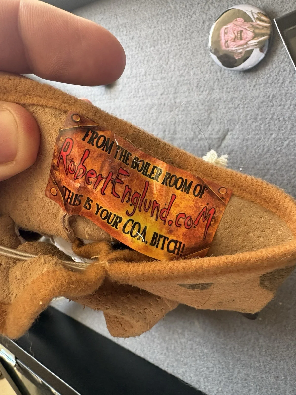 ROBERT Englund — A Nightmare On Elm Street Freddy Glove Signed By The Master Of Dreams Himself!, изображение 3