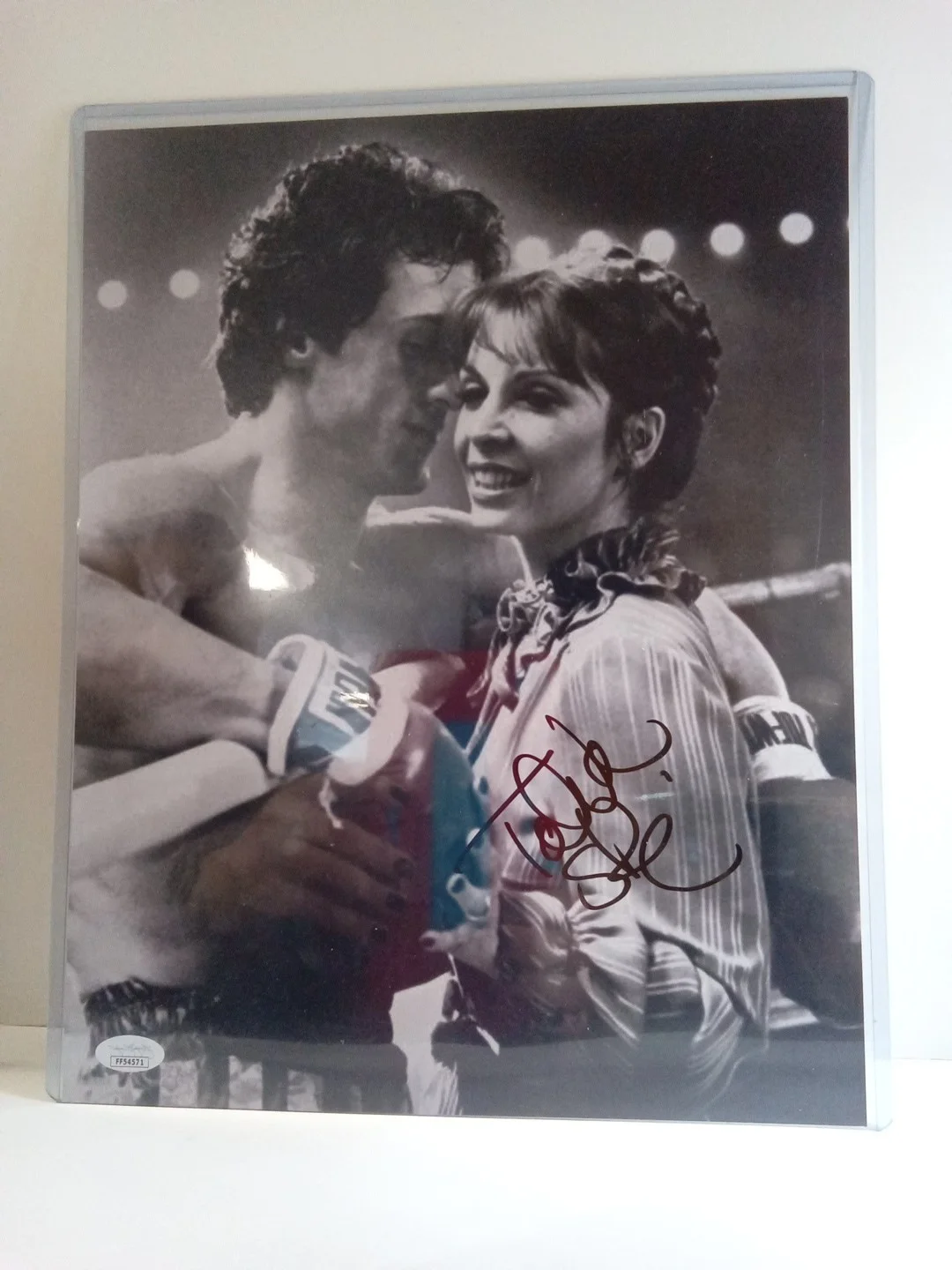 Talia Shire — Talia Shire Signed 11x14 B&W Photo Rocky Balboa JSA