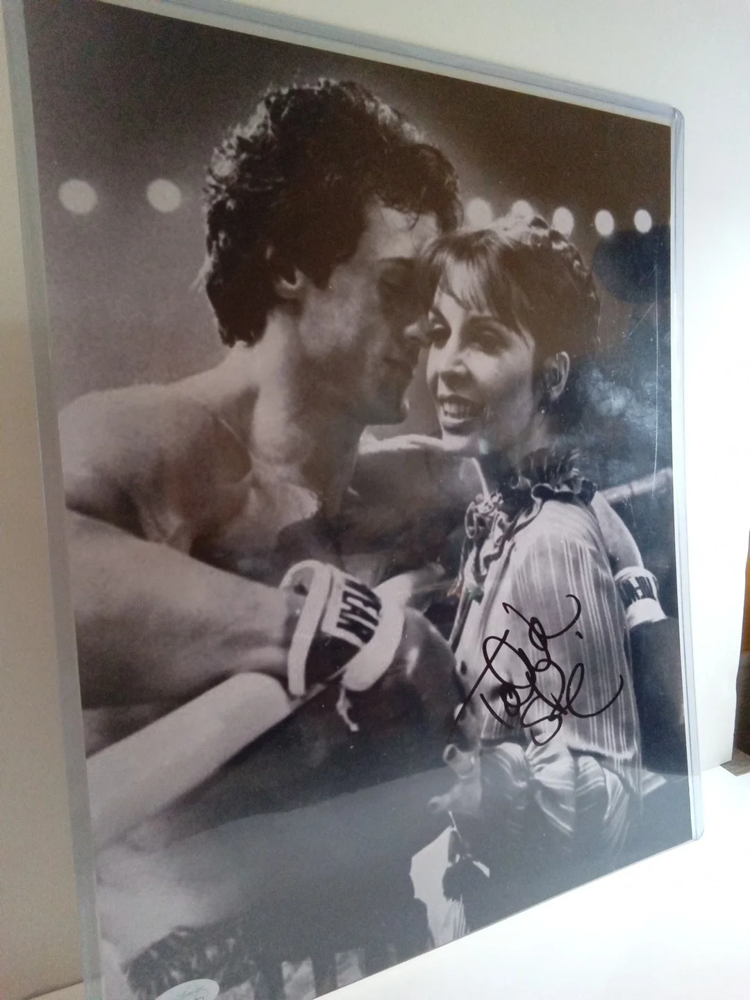 Talia Shire — Talia Shire Signed 11x14 B&W Photo Rocky Balboa JSA, image 2