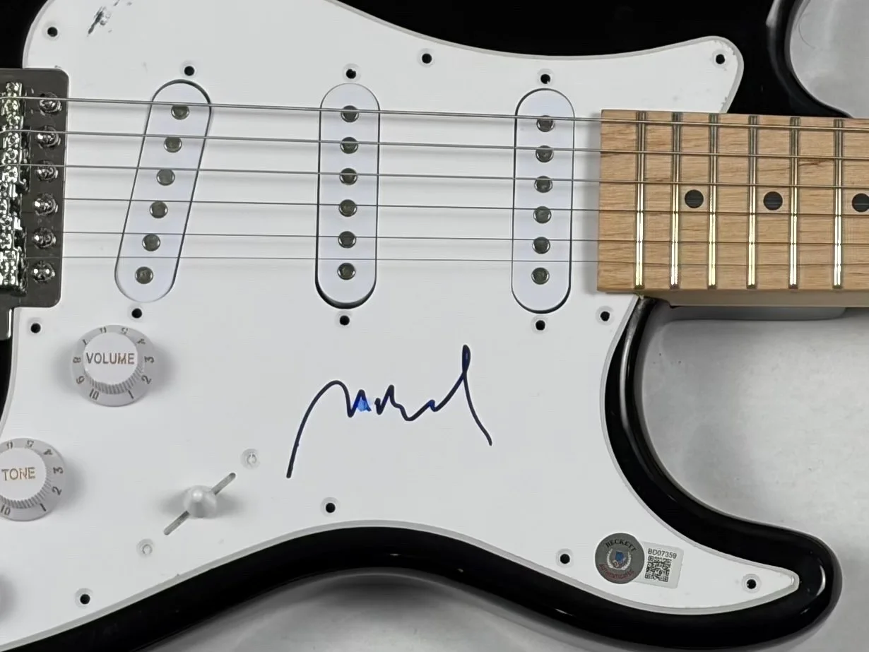Christopher Guest Spinal Tap Signed Electric Guitar David St Hubbins Beckett COA, image 3