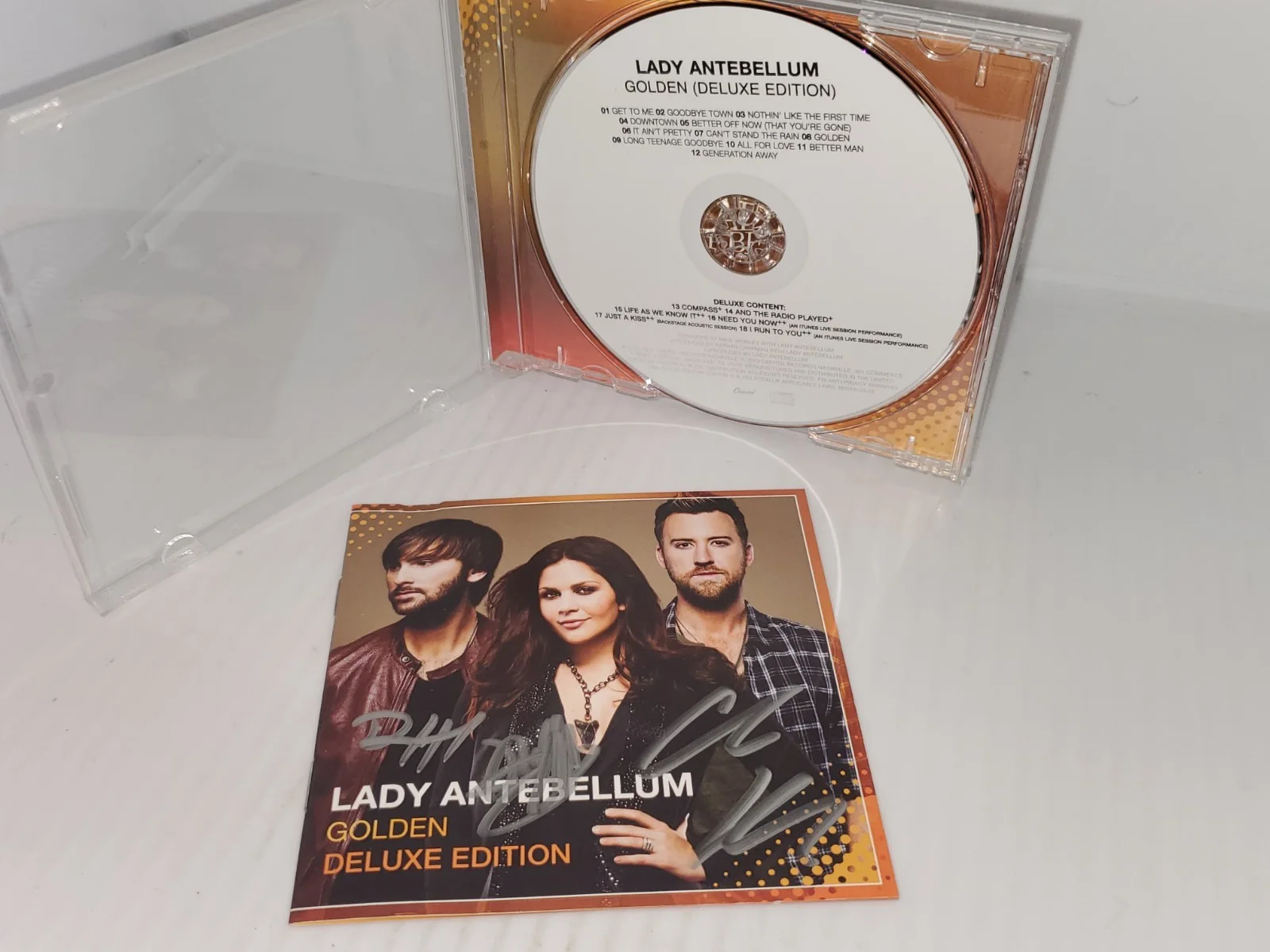LADY ANTEBELLUM Golden Deluxe Edition CD.SIGNED RARE HTF, image 3