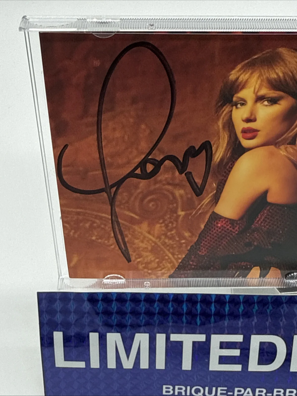 Rare LONG Signature heart Taylor Swift Signed The Life Of A Showgirl CD Photo 3, изображение 4