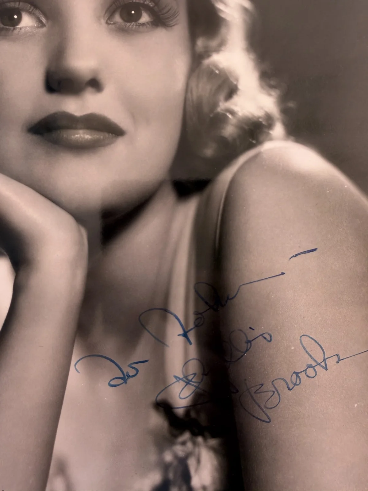 Phyliss Brooks actress/model orig. 1937 hand-signed photo, image 2
