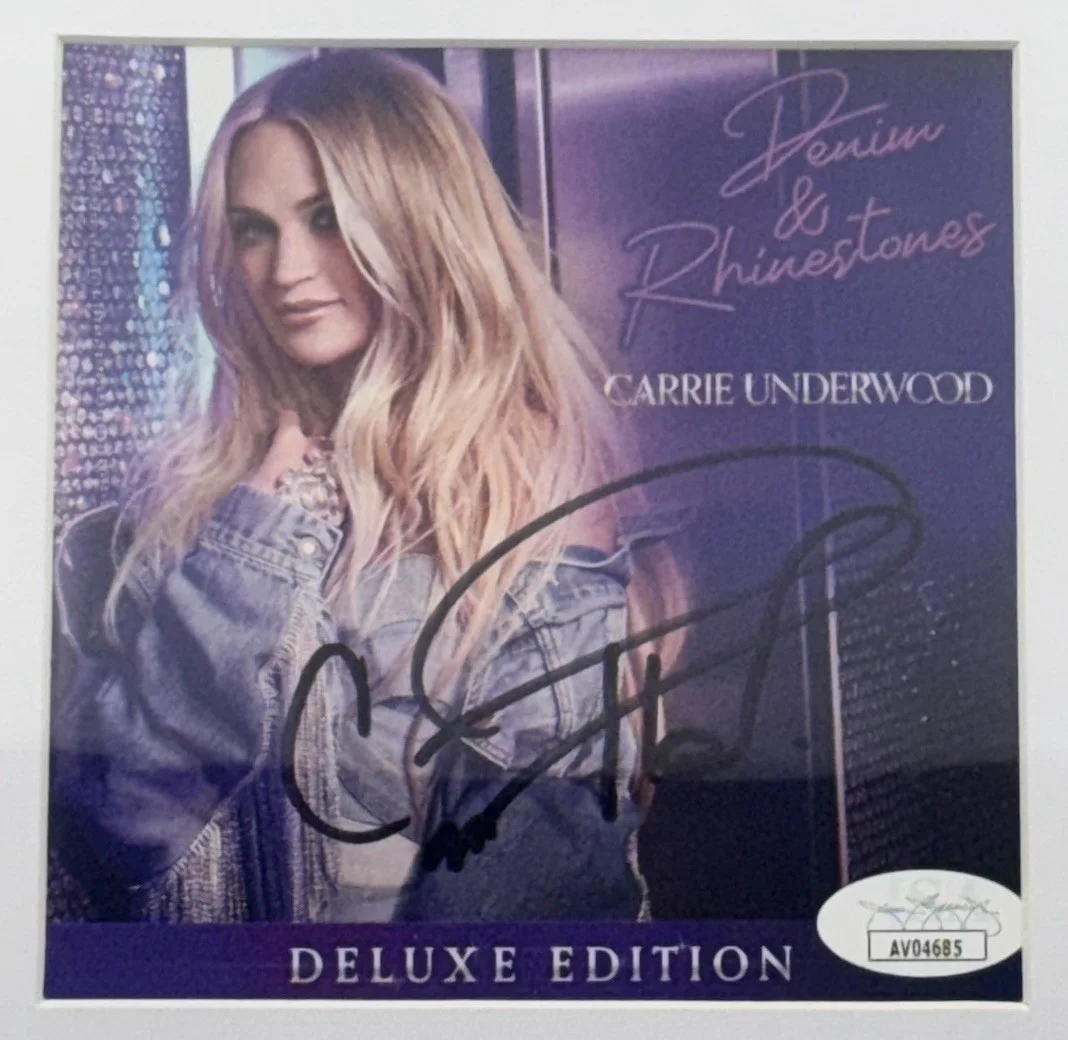 CARRIE UNDERWOOD SIGNED AUTOGRAPHED DENIM RHINESTONES FRAMED & MATTED CD JSA COA, изображение 4