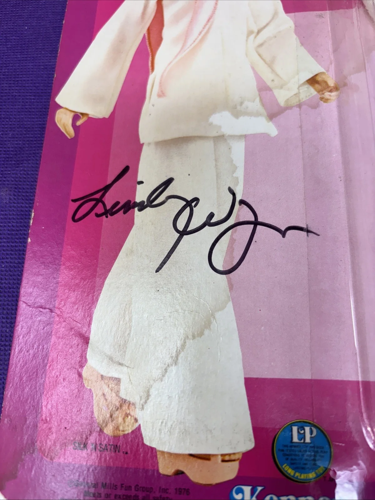 Lindsey Wagoner — The Bionic Woman Fashions Kenner 1976 Signed Autographed Lindsey Wagoner, изображение 4
