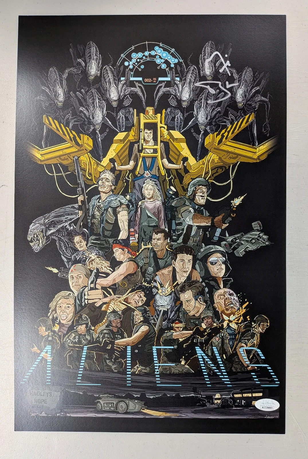 Michael Biehn — MICHAEL BIEHN Signed ALIENS 11x17 Photo Poster Autograph Hicks JSA COA W