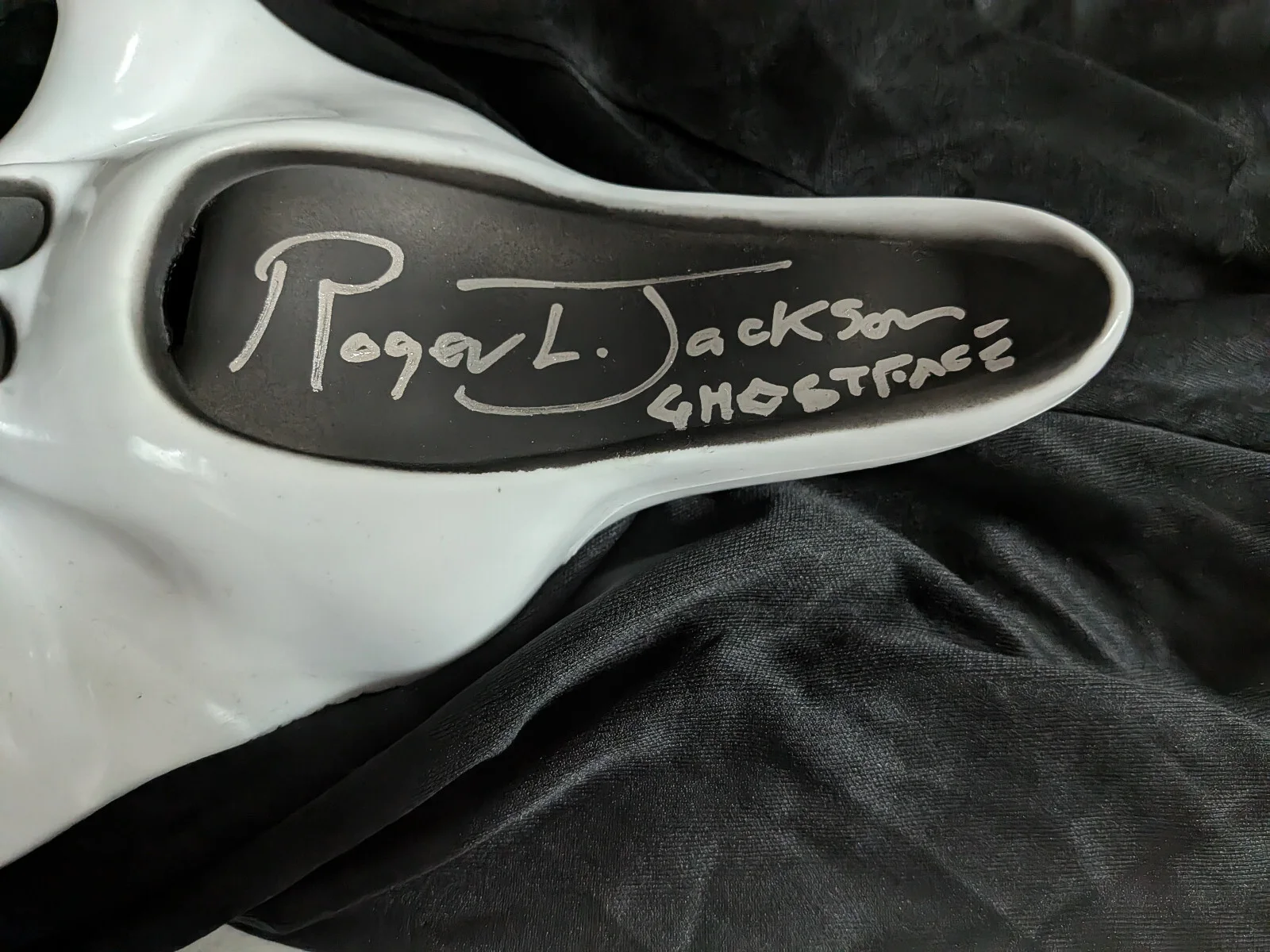 ROGER JACKSON Signed GHOSTFACE MASK Autograph SCREAM JSA COA Silver, image 2