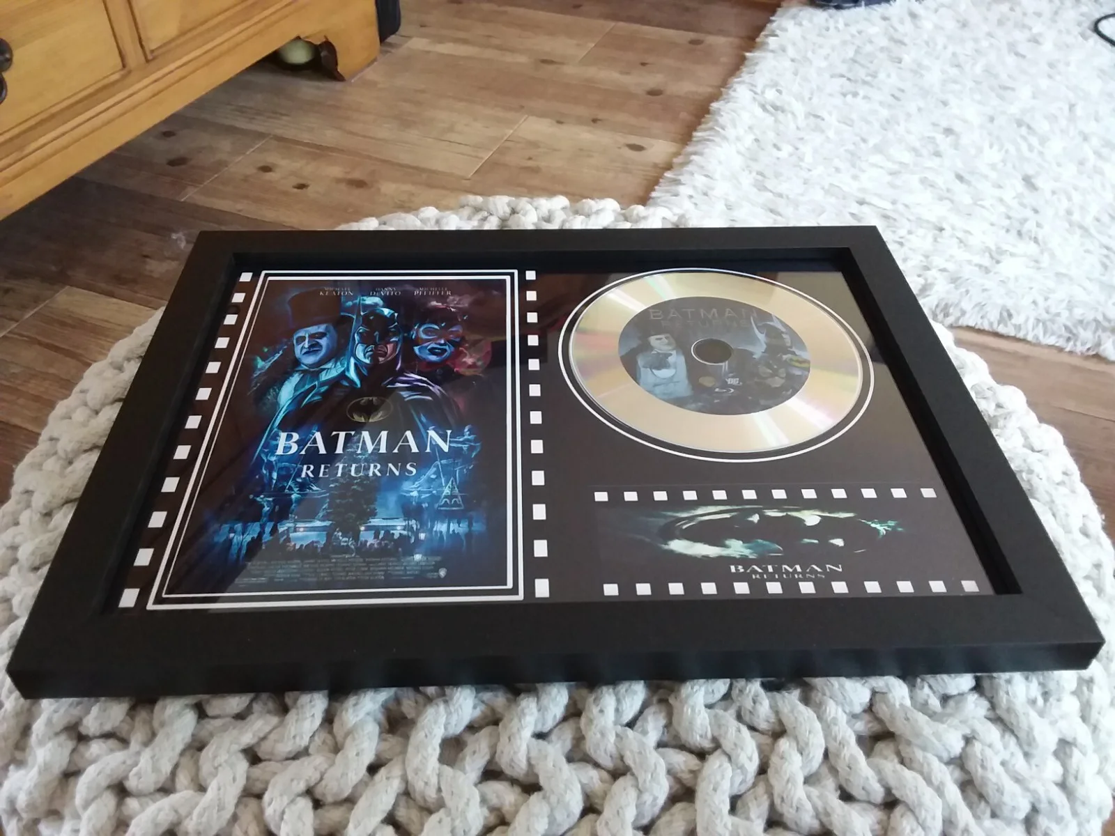 BATMAN RETURNS - 12.5"x9.5" - Framed Silver Disc Film Display - TIM BURTON 🎬 🎁, image 2