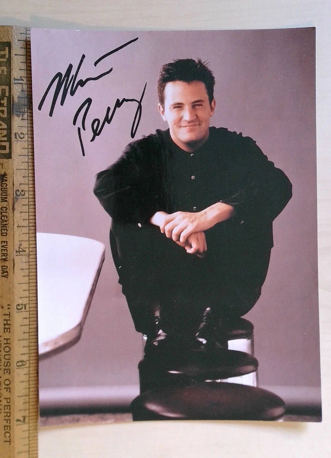 Matthew Perry — Matthew Perry Autographed 8x10 Photo Friends Star Chandler Bing No Cert, изображение 2