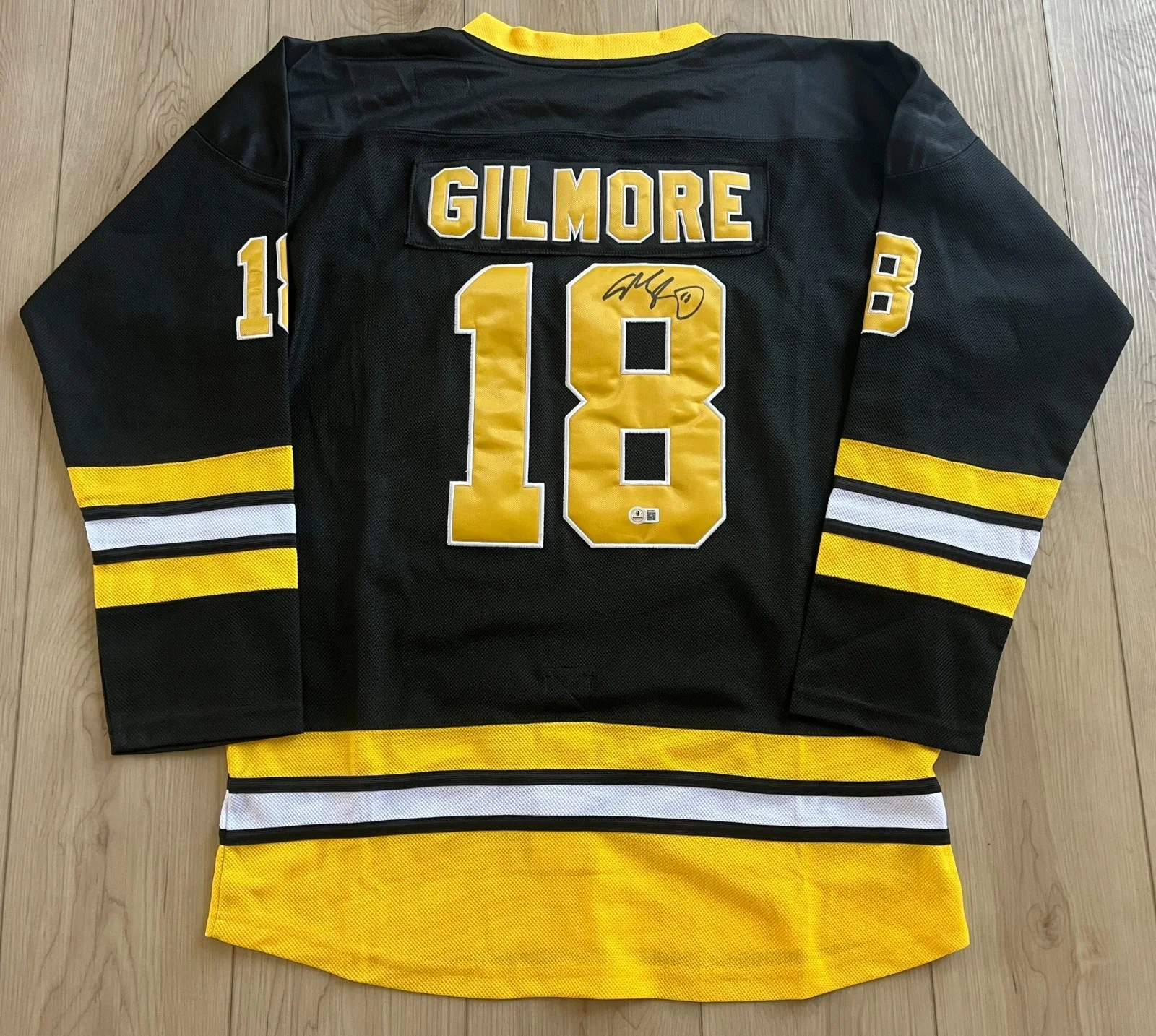 Adam Sandler — ADAM SANDLER SIGNED HAPPY GILMORE JERSEY w/EXACT VIDEO PROOF & BECKETT BAS COA, изображение 3