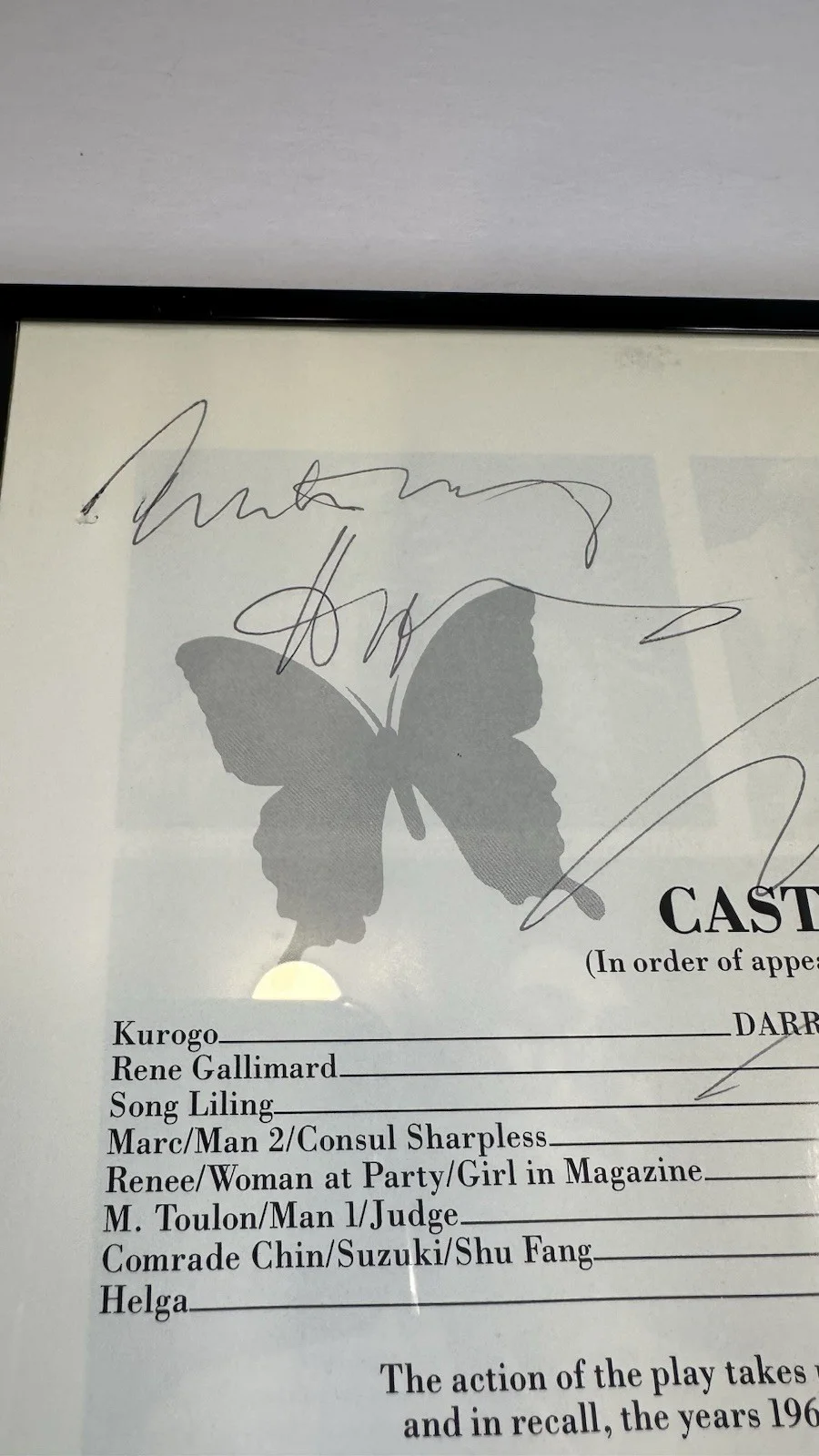 ANTHONY HOPKINS, GLEN GOEI — ANTHONY HOPKINS AND GG GOEI SIGNED "M Butterfly" BROADWAY PRODUCTION 1988 FRAMED, изображение 4