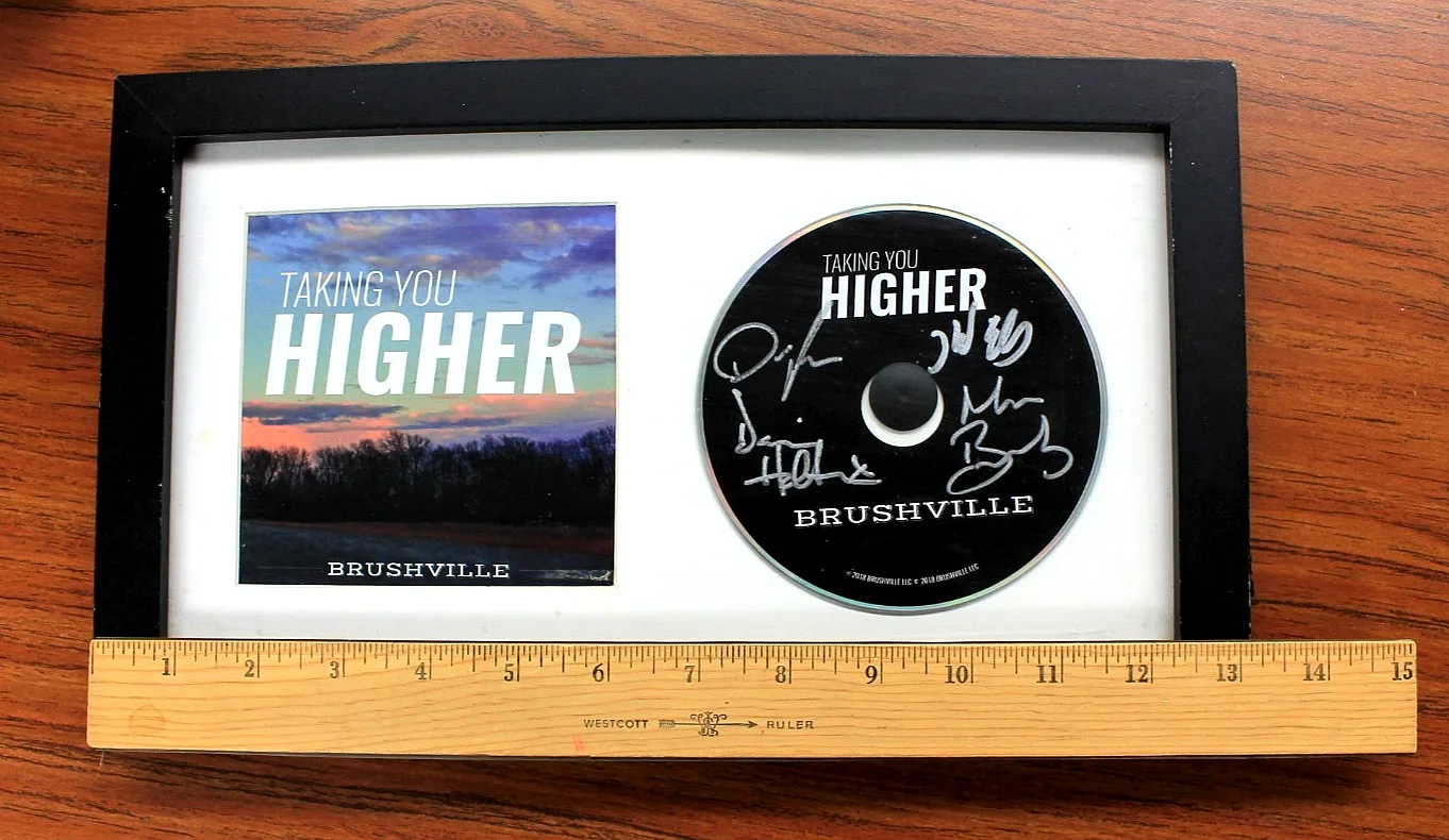 Brushville Central Illinois Country Rock Autographed CD Framed, изображение 2