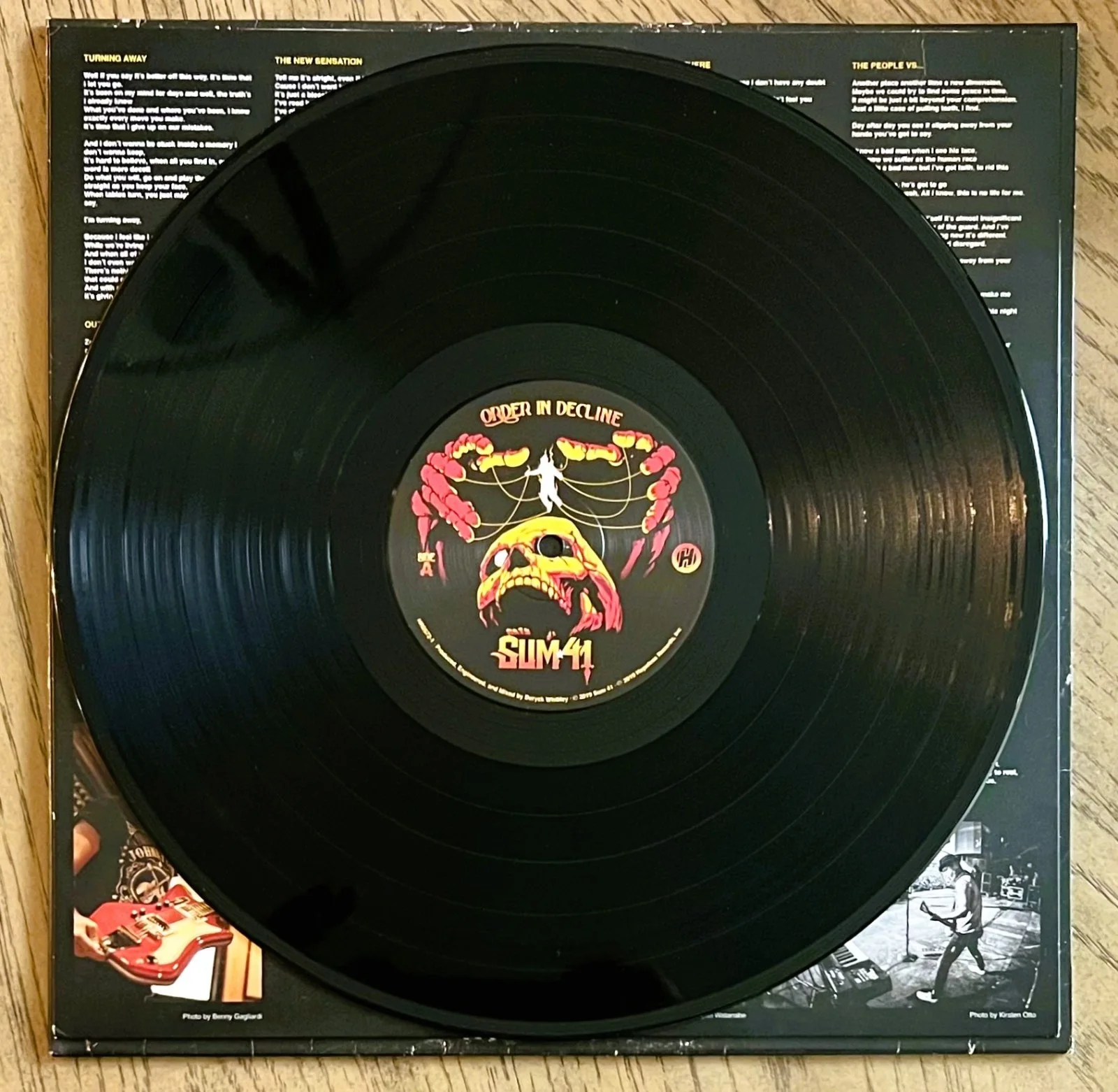 SUM 41 Order In Decline Ltd Ed Hand Signed By All 5 Members RARE LP Vinyl Record, image 2
