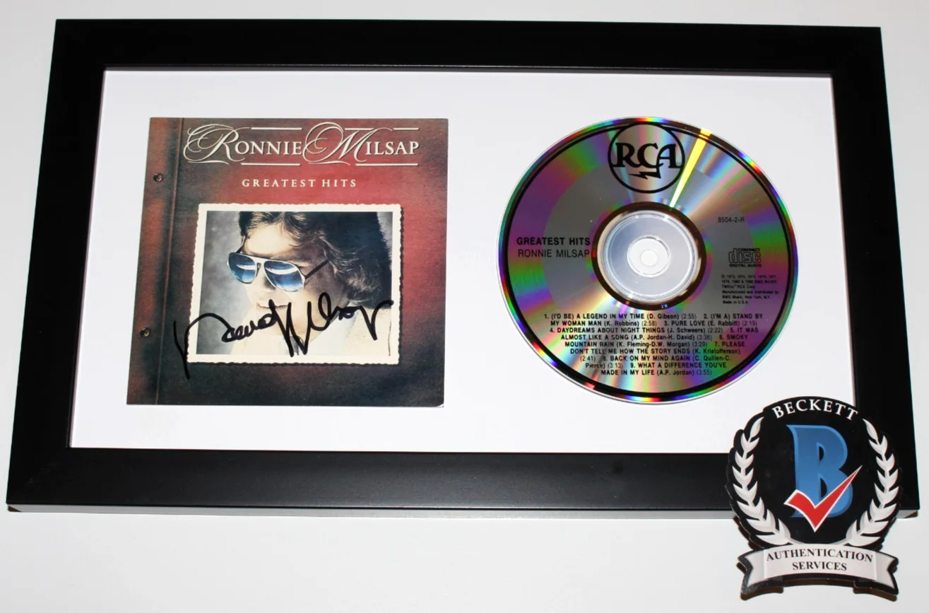 SINGER RONNIE MILSAP SIGNED FRAMED 'GREATEST HITS' CD COVER BECKETT BAS COA, image 2