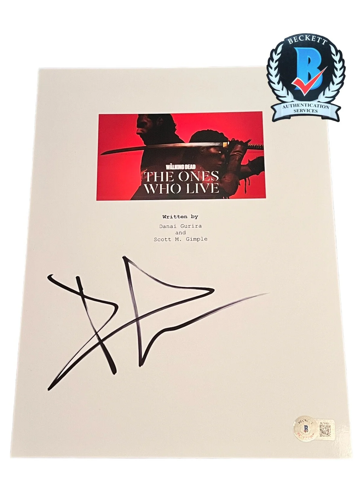 Andrew Lincoln — ANDREW LINCOLN SIGNED 8.5x11 THE ONES WHO LIVE AUTOGRAPH SCRIPT COVER BECKETT B