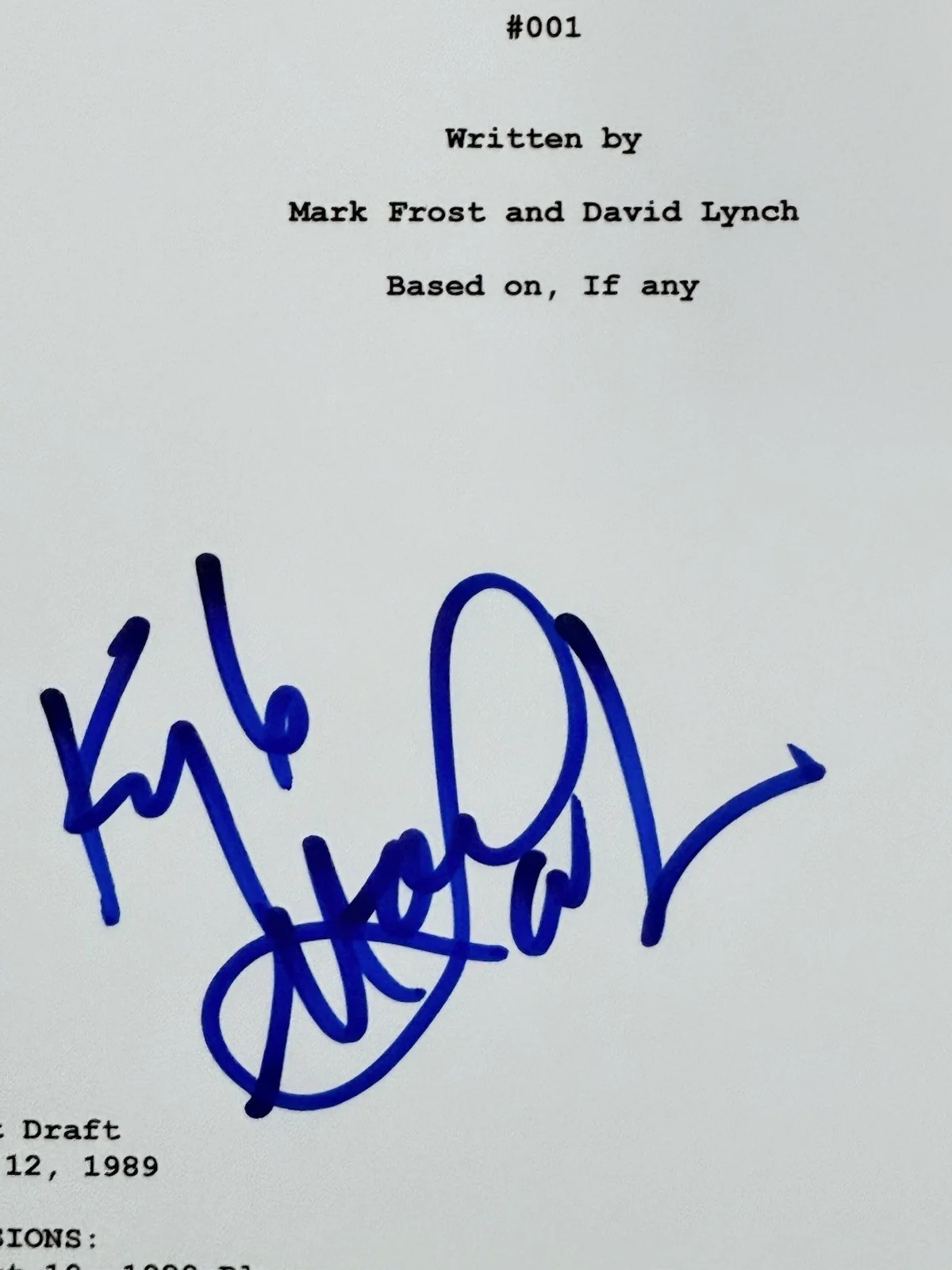 Kyle MacLachlan — KYLE MACLACHLAN SIGNED AUTOGRAPH TWIN PEAKS 8.5X11 SCRIPT COVER BECKETT BT55379, image 2
