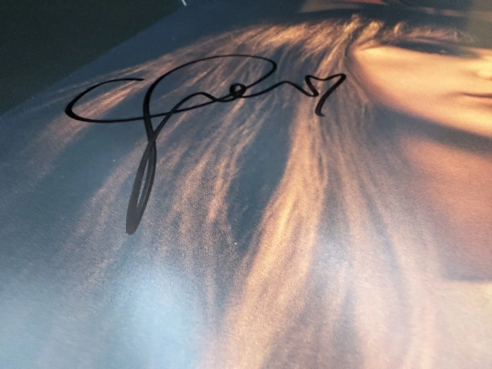 TAYLOR SWIFT Signed Midnights Jade Vinyl LEFT SIDE SIG WITH ATTACHED HEART!, изображение 4
