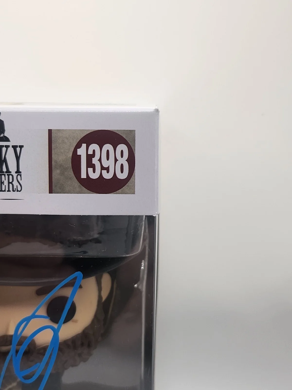 Tom Hardy — Tom Hardy Signed Autograph Peaky Blinders Funko Pop 1398 Beckett BAS, image 4