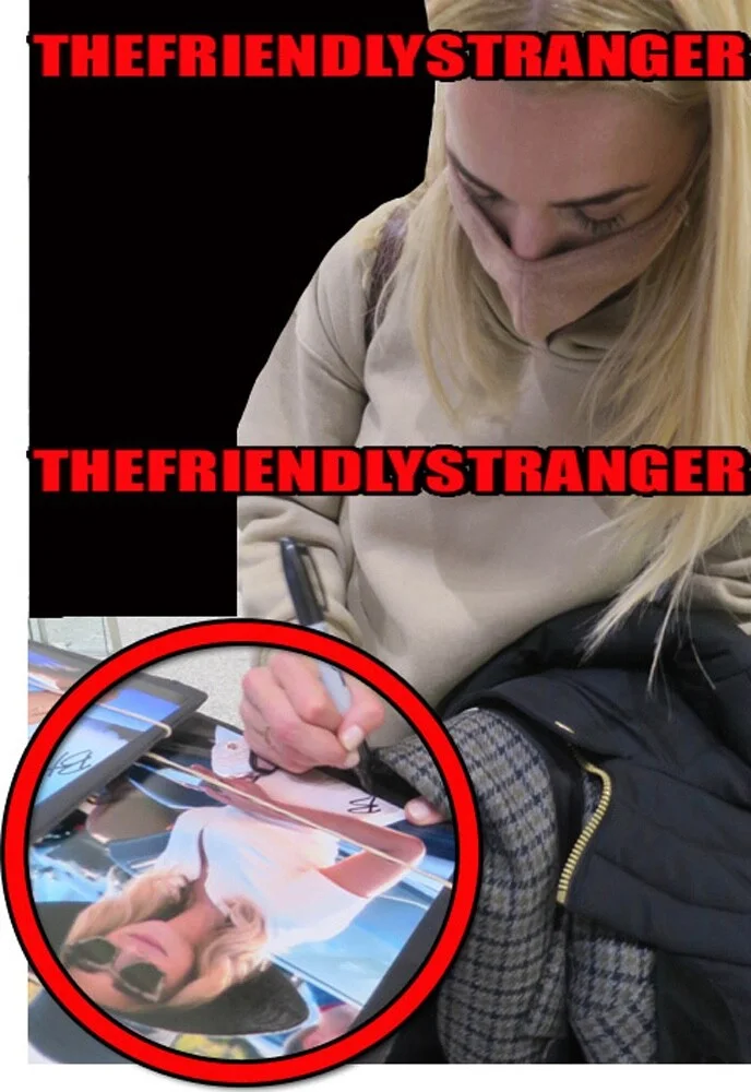 BRIANNE HOWEY — Brianne Howey signed "GINNY & GEORGIA" 8x10 Photo EXACT PROOF i SEXY ACOA COA, image 3