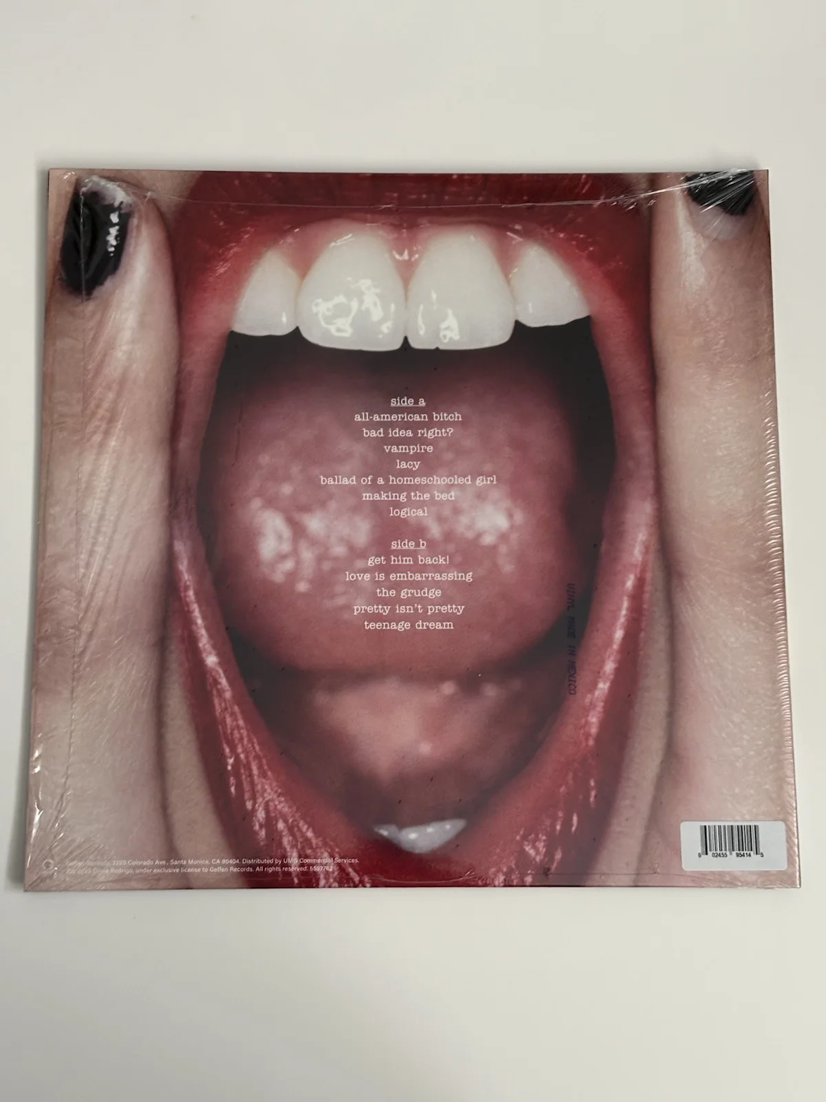 Olivia Rodrigo Guts LP + Photo Signed Autographed JSA COA, image 4