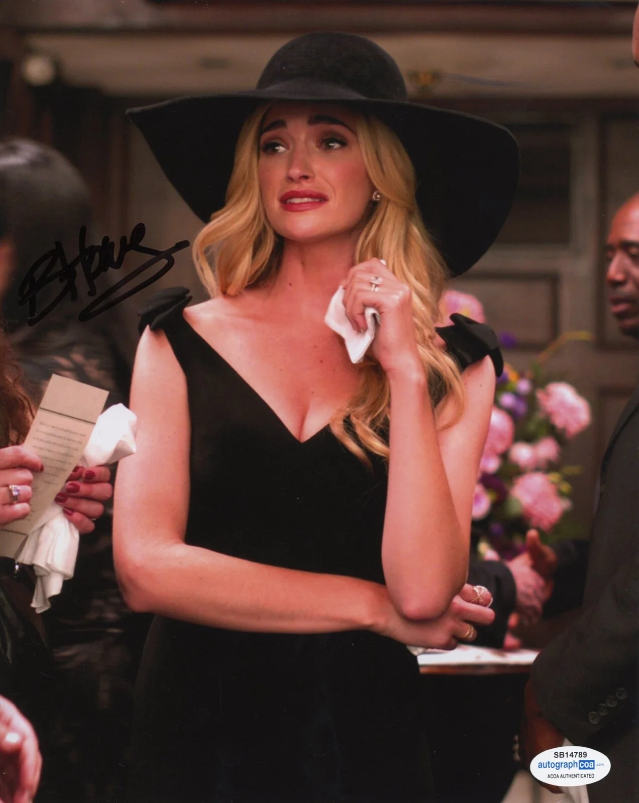 BRIANNE HOWEY — Brianne Howey signed "GINNY & GEORGIA" 8x10 Photo PROOF e SEXY Georgia ACOA COA, изображение 3