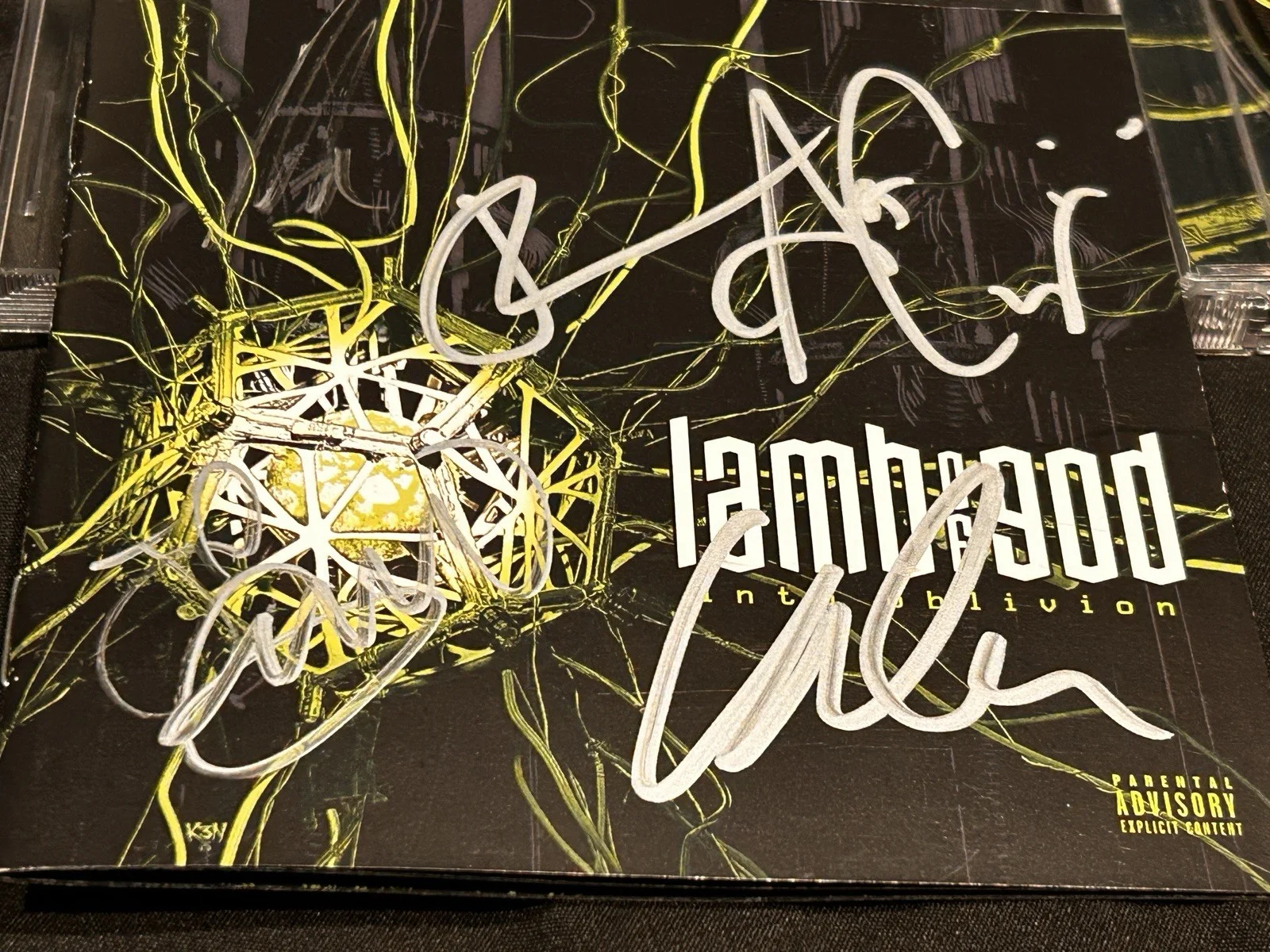 Lamb of God Signed Into Oblivion CD Official Tour Merch Booklet Cover is Signed, изображение 4