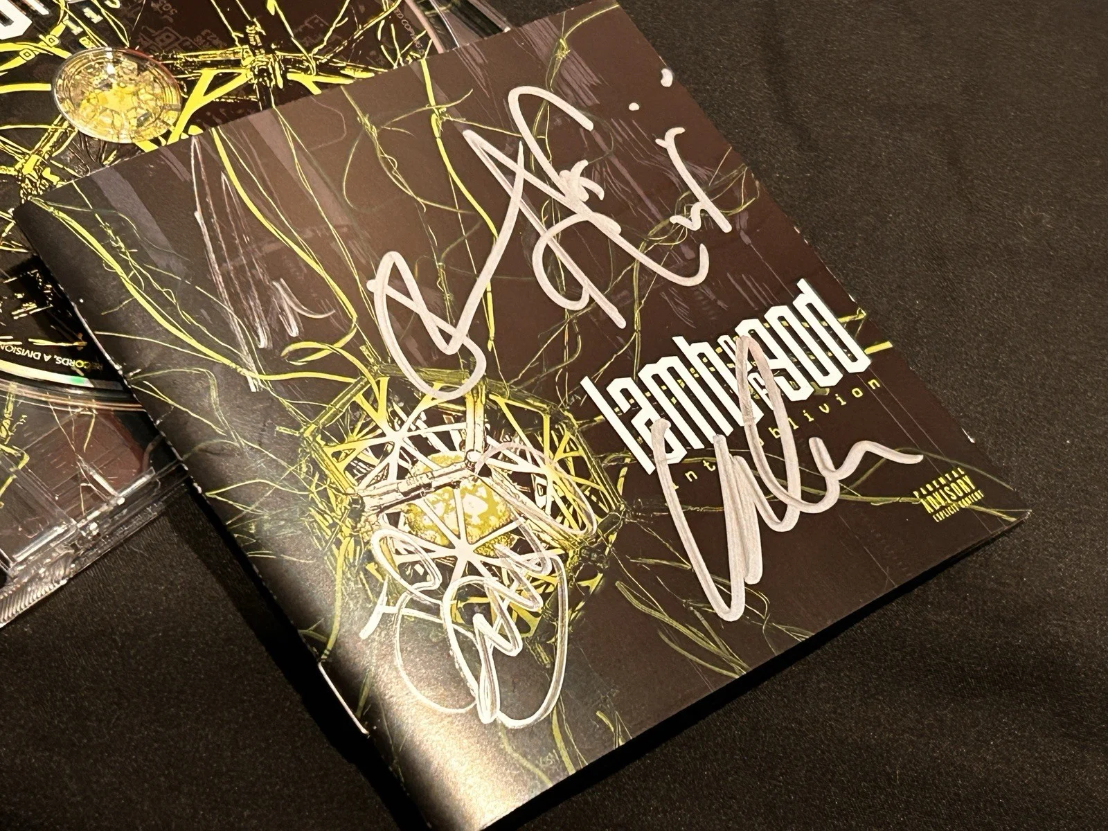 Lamb of God Signed Into Oblivion CD Official Tour Merch Booklet Cover is Signed, изображение 5