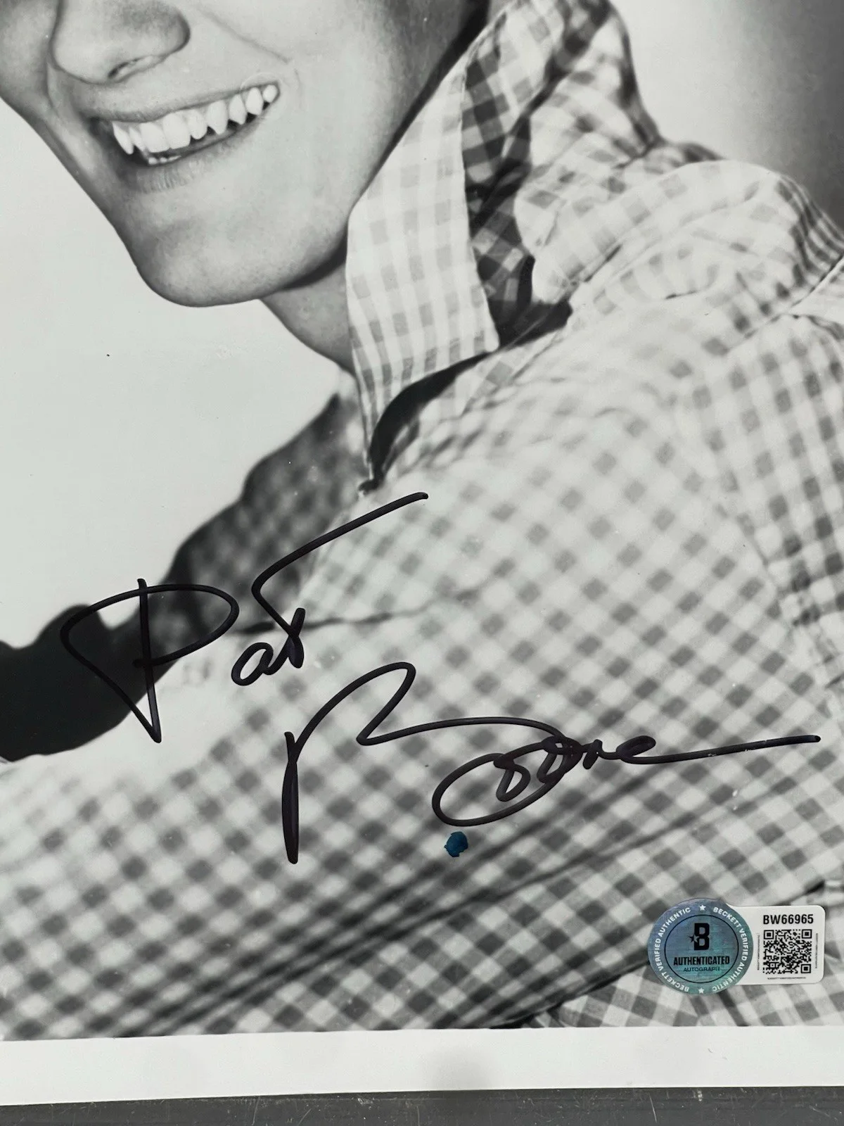 Pat Boone — Pat Boone Signed 8x10 BAS Beckett Certified Authentic, image 2